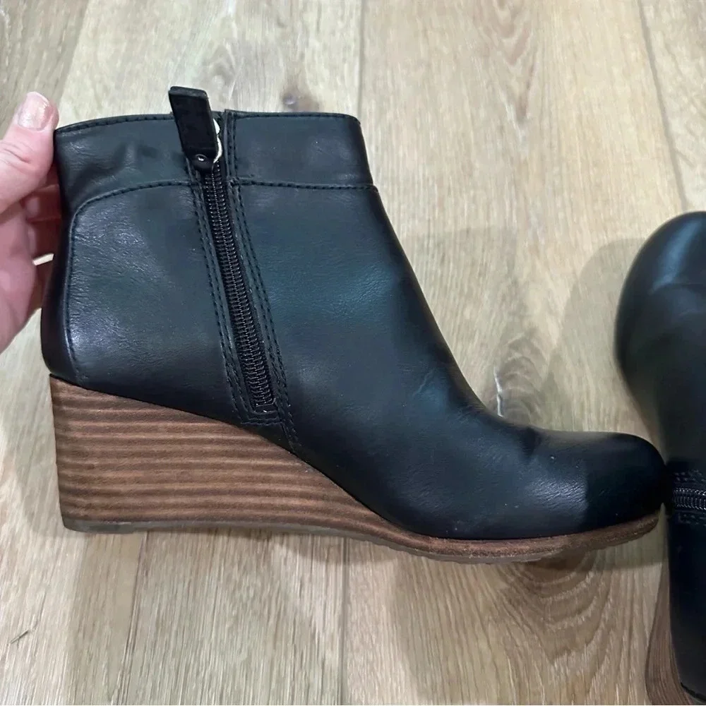 Dr. Scholl’s Daina Women’s Black Wedge Booties Memory Foam Cool Fit Size 6.5 GUC